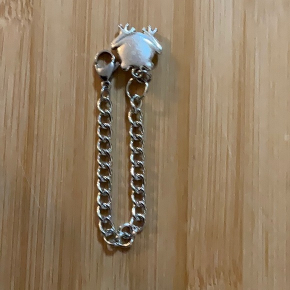 Hand Crafted Stanley Cup Charm Frog with Emerald Stone Cup Handle Green Silver - Picture 6 of 8